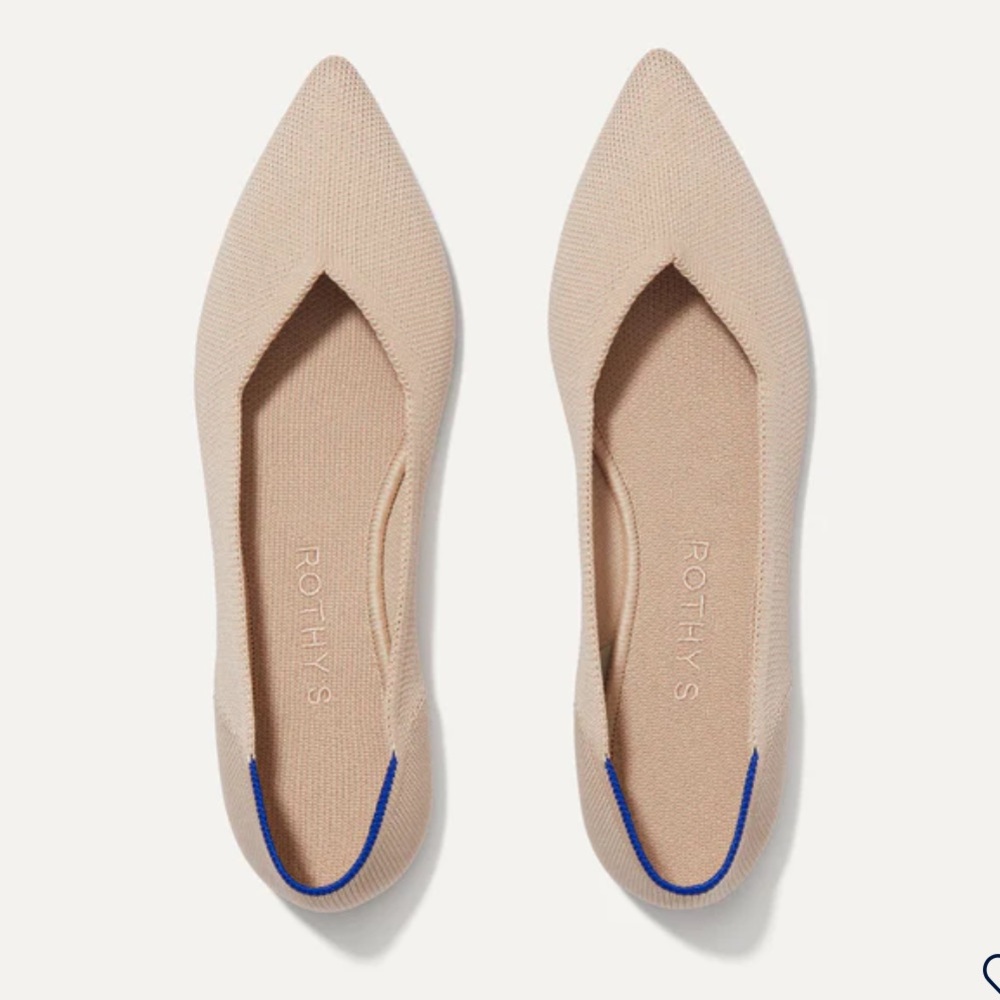 NWT Rothy's The Point Flat, Ecru size 7